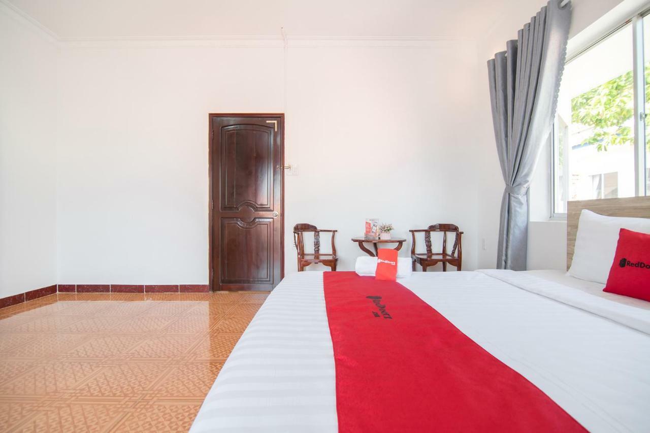 RedDoorz Plus near Bai Truoc Vũng Tàu Exterior foto