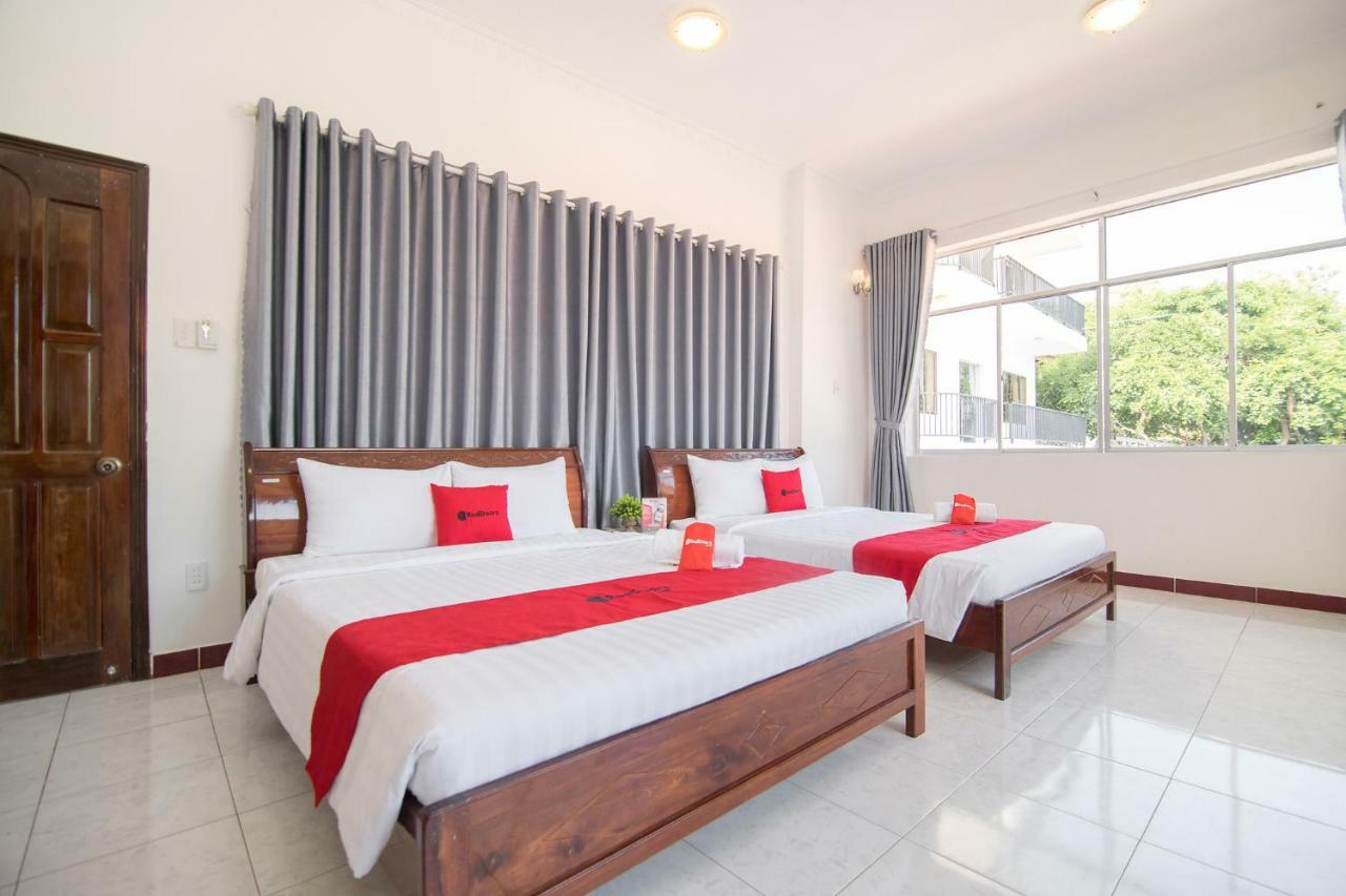 RedDoorz Plus near Bai Truoc Vũng Tàu Exterior foto